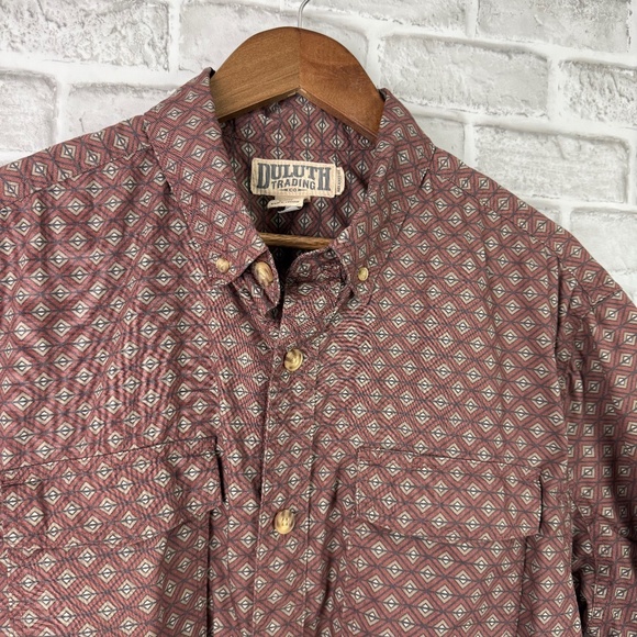 Duluth Trading Dull Dark Red Argyle Print Double Pocket Button Down Shirt LARGE - Picture 1 of 6